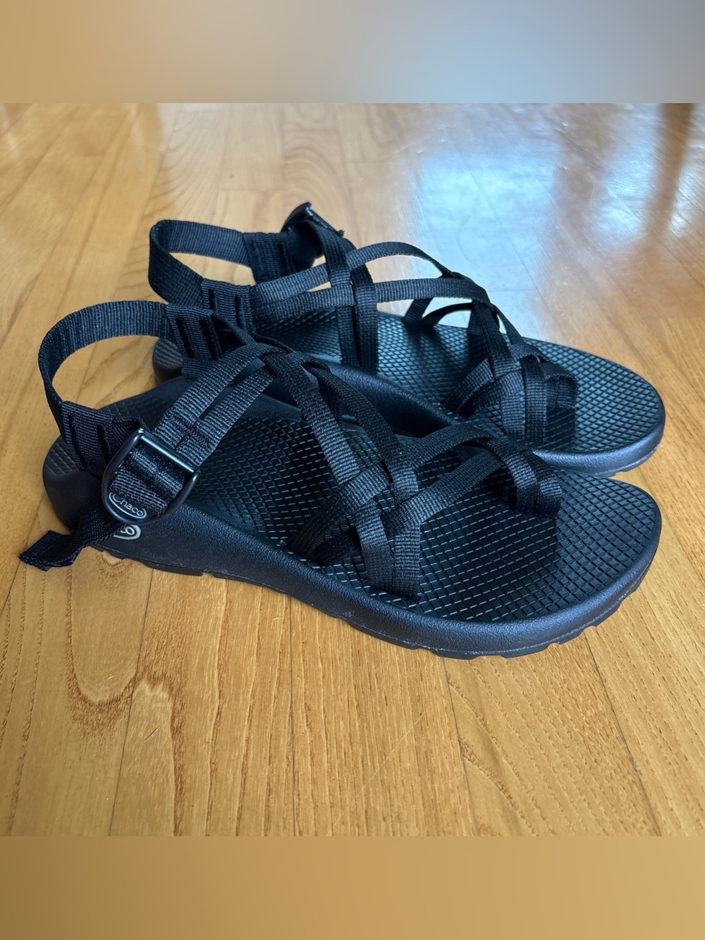 Chaco Z/2 Classic Sandals Black Shoe Womens Size 9 Hiking Toe Strap Arch Support